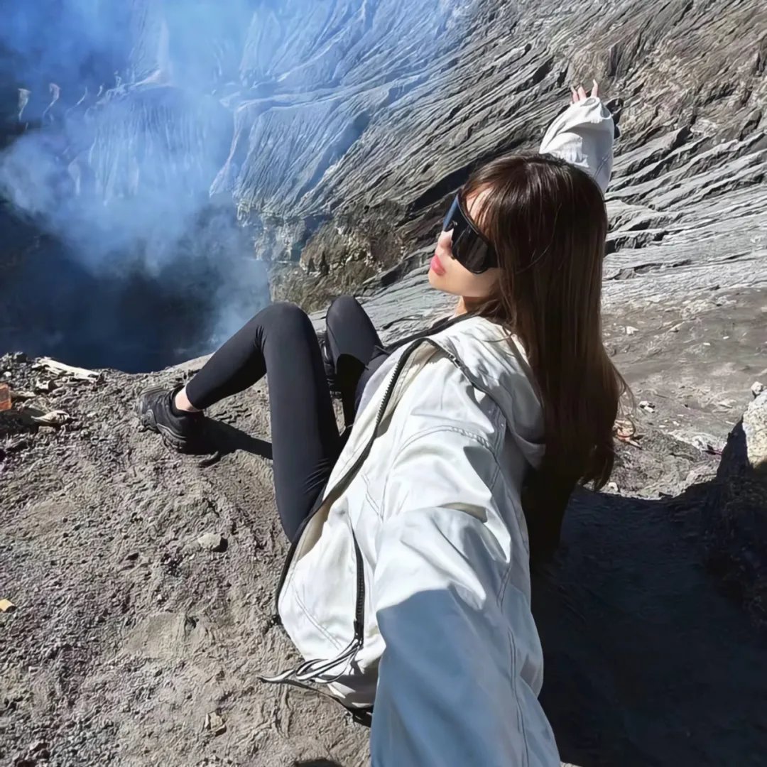 闪婚后，成了满级大佬的心尖宠